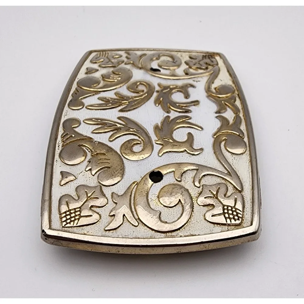 Vtg Belt Buckle Floral Leaf Pattern‎ White and Gold
